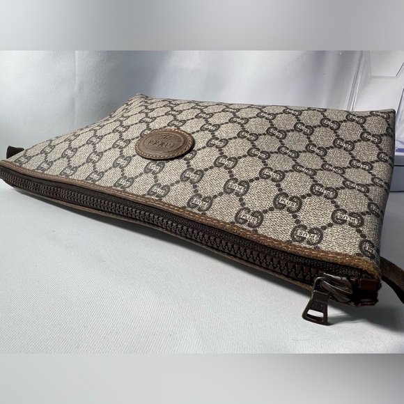 Authentic Vintage Rare Gucci Plus Travel Cosmetic Bag EUC - Picture 5 of 16